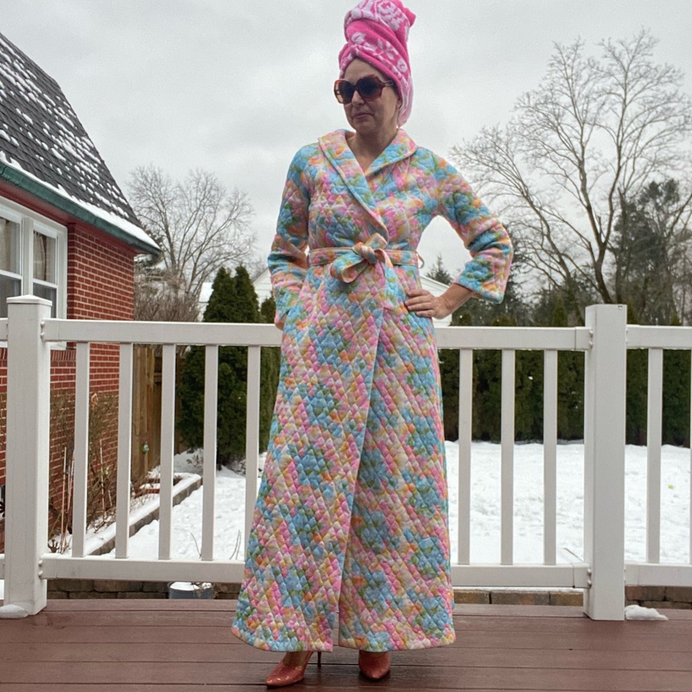 Vintage Floral Quilted Robe